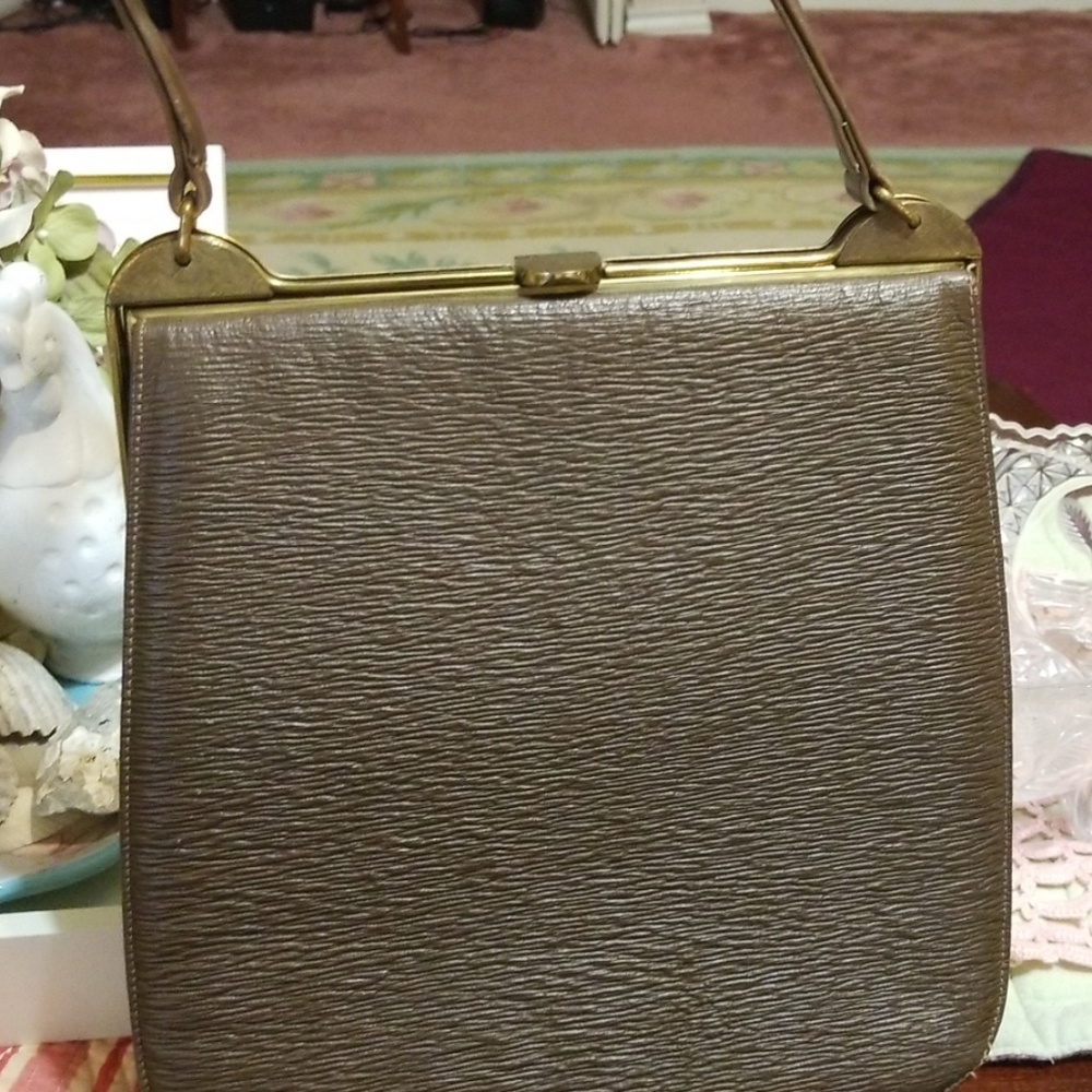 Nichols Reich hand bag